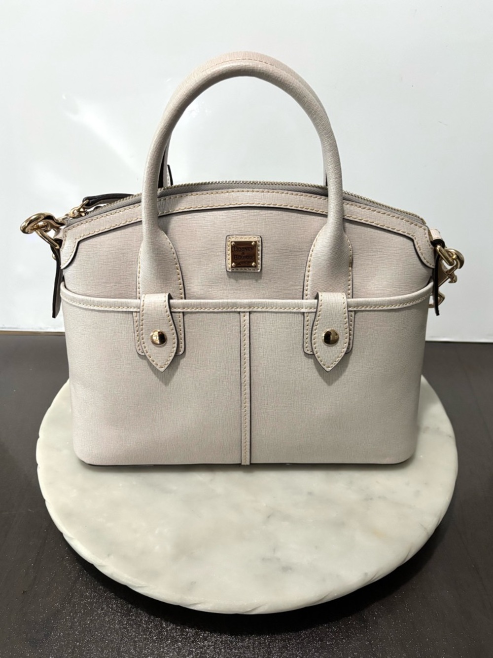 Dooney & Bourke Camden Genuine Leather Domed Satchel Purse Hand  Shoulder Bag